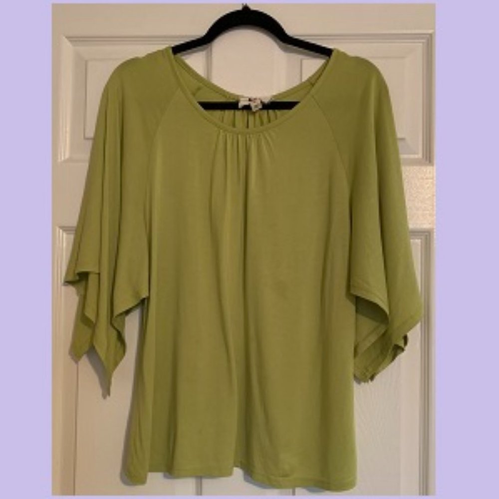 Fit Top w/ Hanging Sleeves